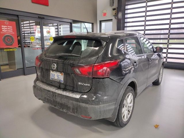 2017 Nissan Rogue Sport SV