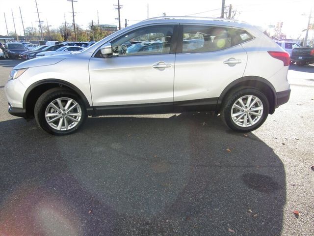 2017 Nissan Rogue Sport SV