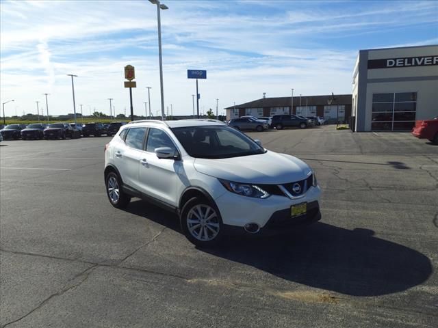 2017 Nissan Rogue Sport SV