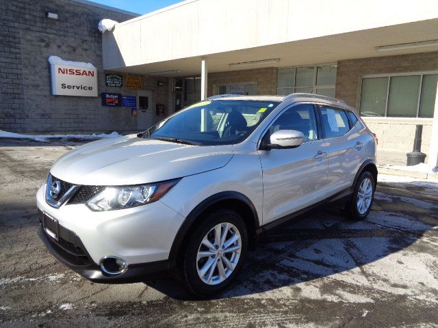 2017 Nissan Rogue Sport SV