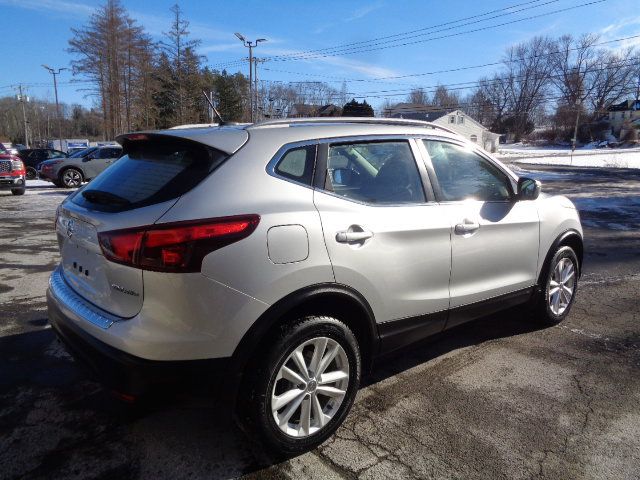 2017 Nissan Rogue Sport SV