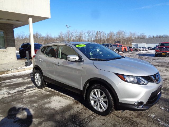 2017 Nissan Rogue Sport SV