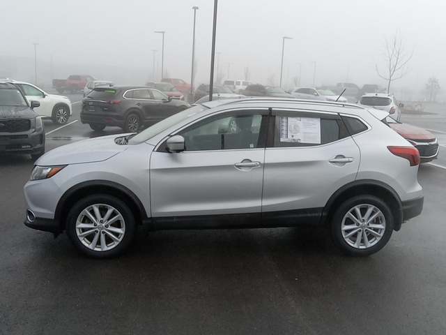 2017 Nissan Rogue Sport SV