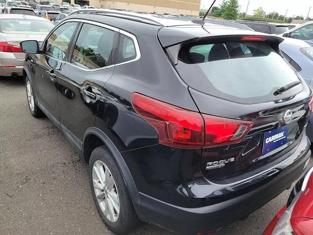 2017 Nissan Rogue Sport SV