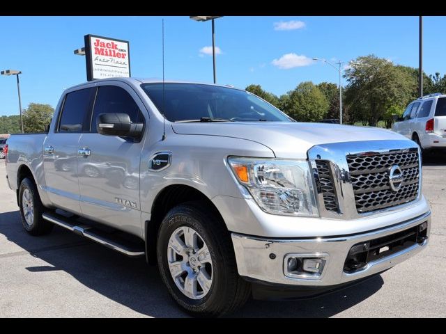 2017 Nissan Titan SV