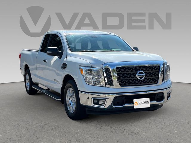 2017 Nissan Titan SV