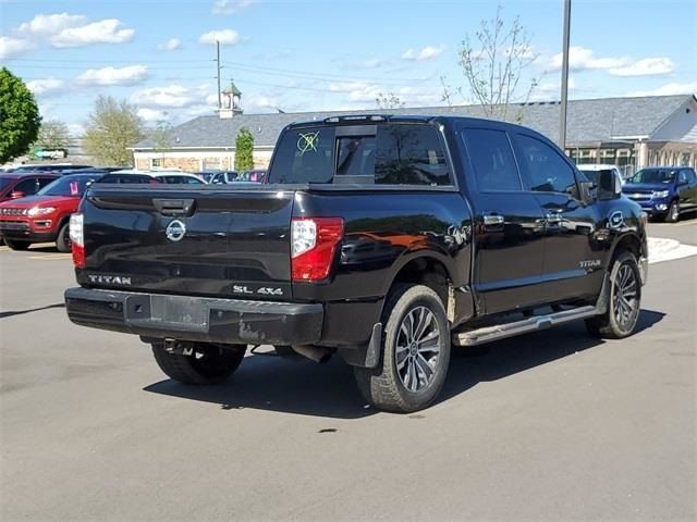 2017 Nissan Titan SL