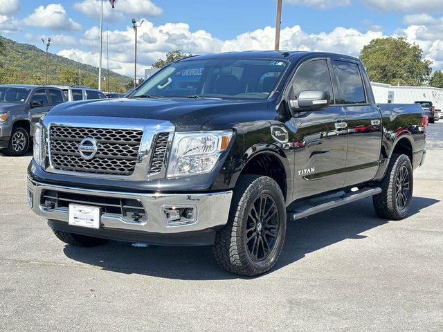 2017 Nissan Titan SV