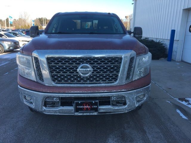 2017 Nissan Titan SL