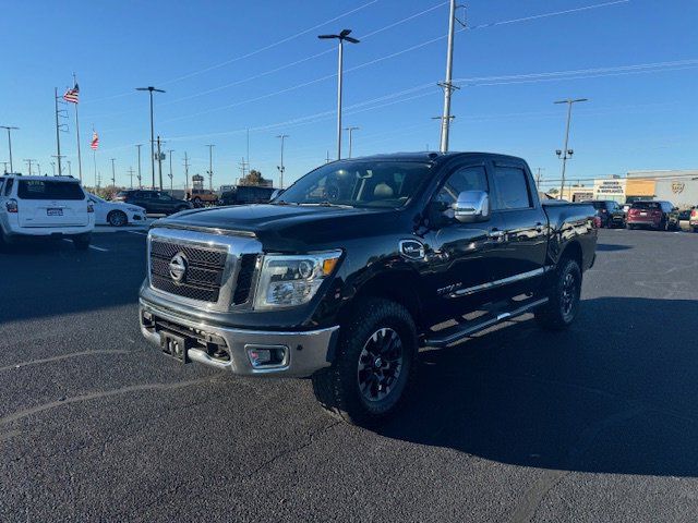 2017 Nissan Titan SL