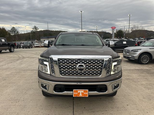 2017 Nissan Titan SL