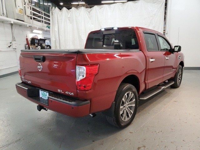 2017 Nissan Titan SL