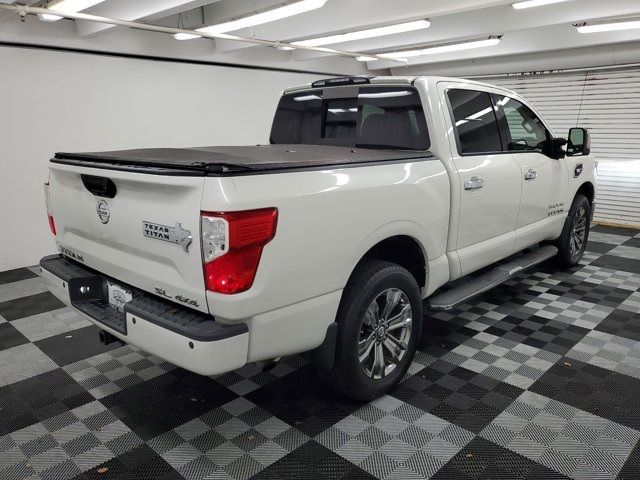 2017 Nissan Titan SL