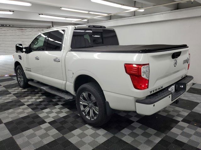 2017 Nissan Titan SL