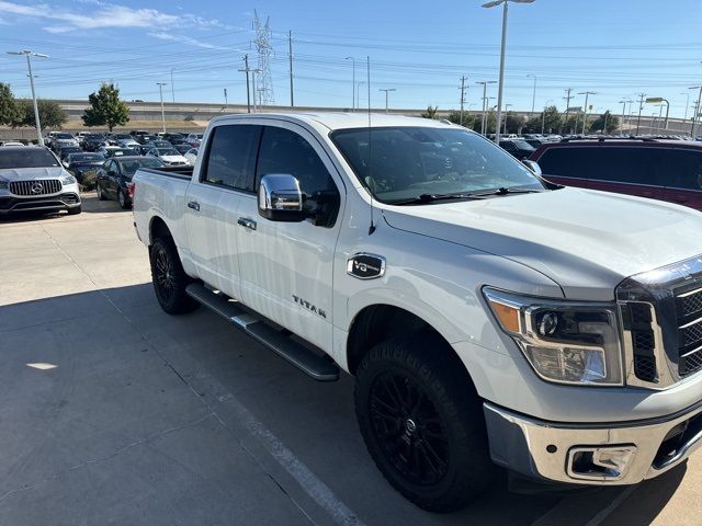 2017 Nissan Titan SL