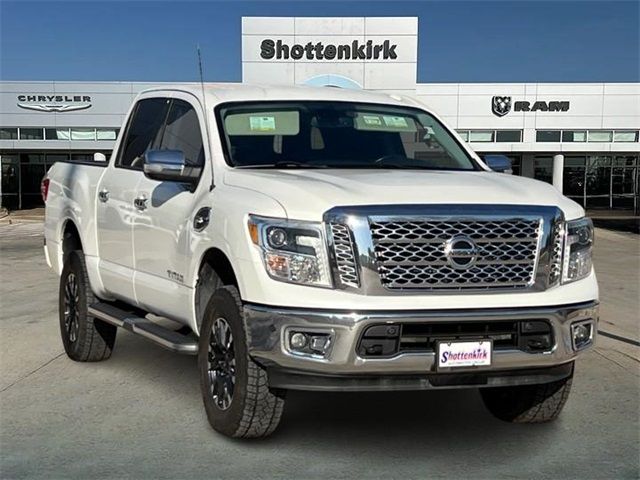 2017 Nissan Titan SL