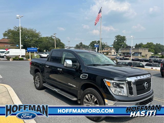 2017 Nissan Titan SL
