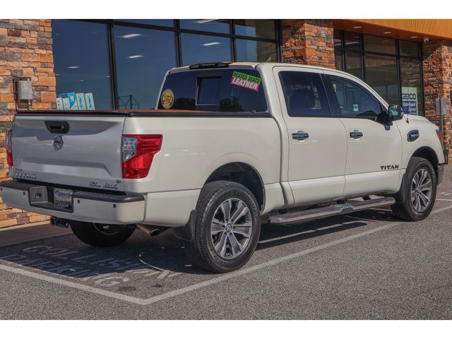 2017 Nissan Titan SL