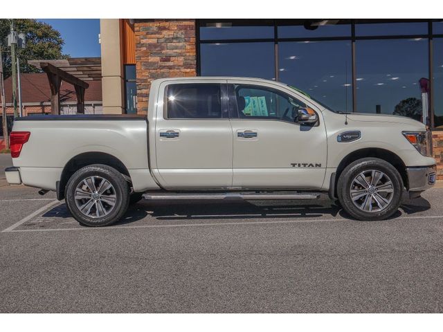 2017 Nissan Titan SL