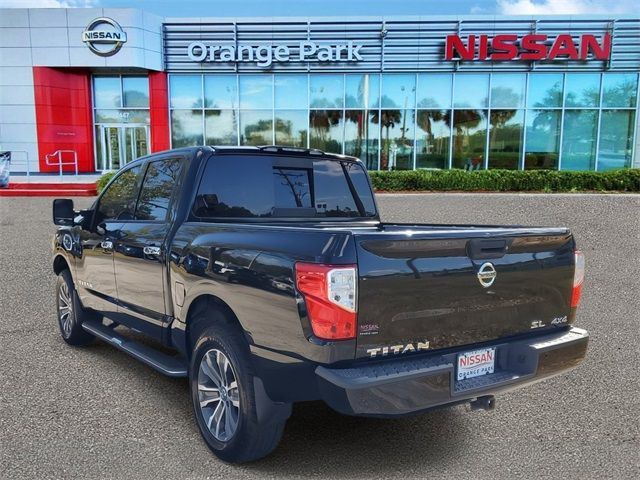 2017 Nissan Titan SL