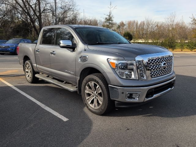 2017 Nissan Titan SL