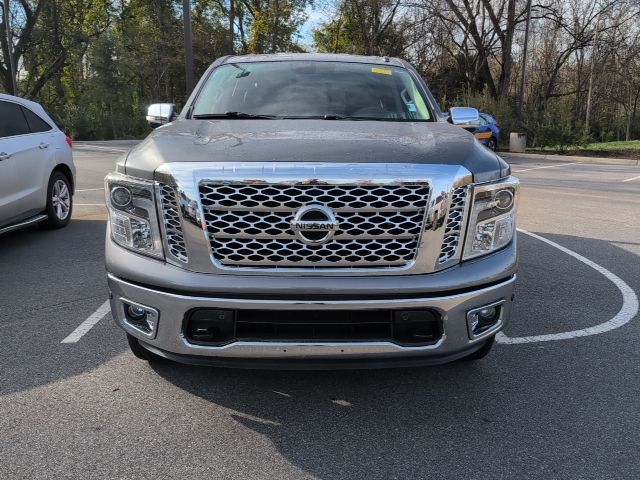 2017 Nissan Titan SL