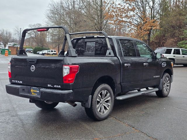 2017 Nissan Titan SL