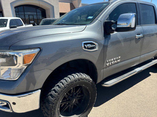 2017 Nissan Titan SL