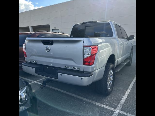 2017 Nissan Titan SL