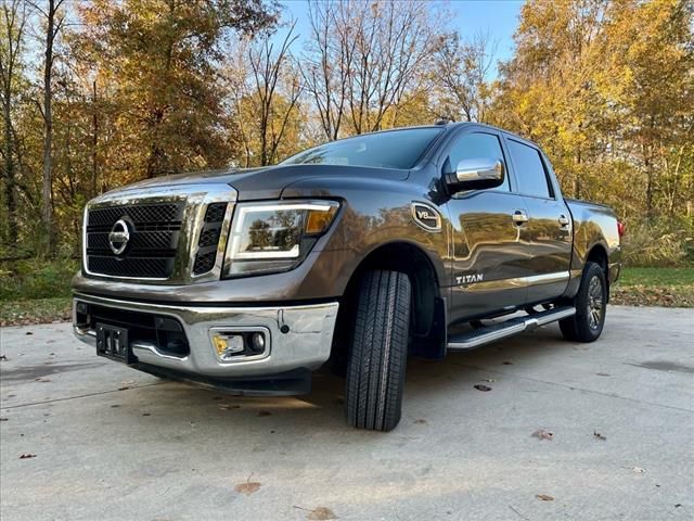 2017 Nissan Titan SL