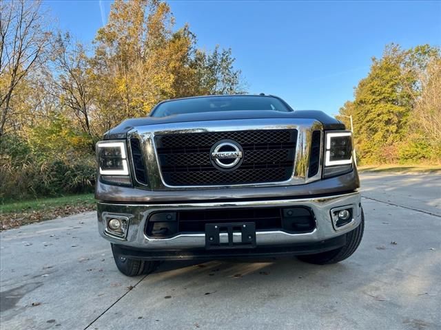 2017 Nissan Titan SL