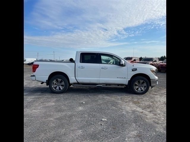 2017 Nissan Titan SL