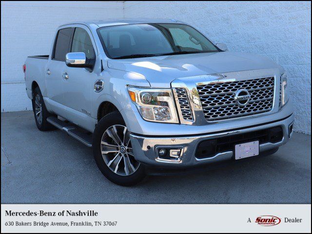 2017 Nissan Titan SL