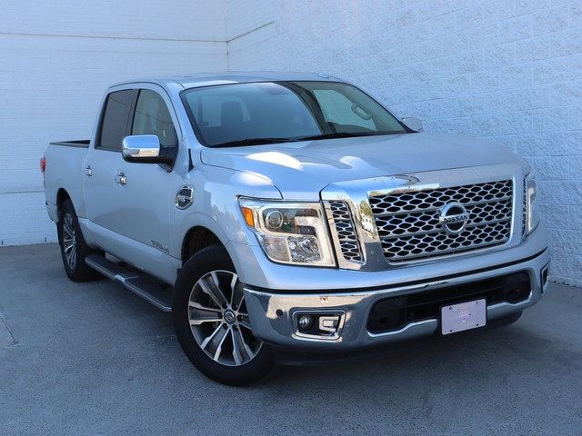 2017 Nissan Titan SL