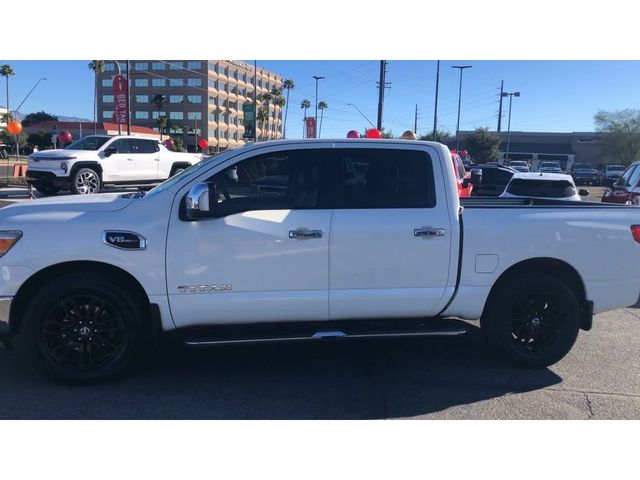 2017 Nissan Titan SL