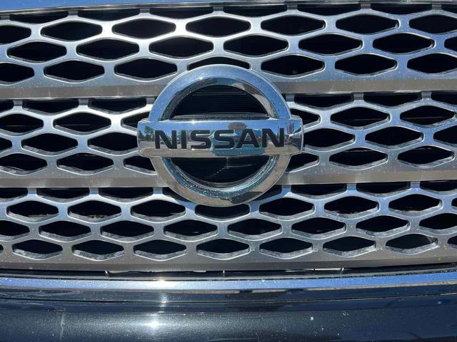 2017 Nissan Titan SL