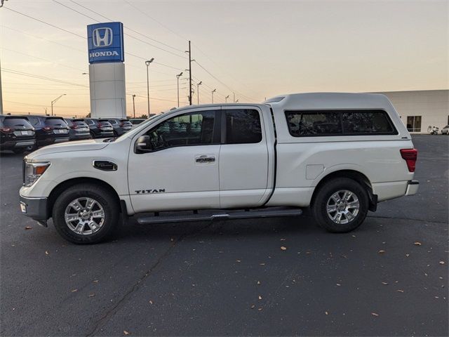 2017 Nissan Titan SV