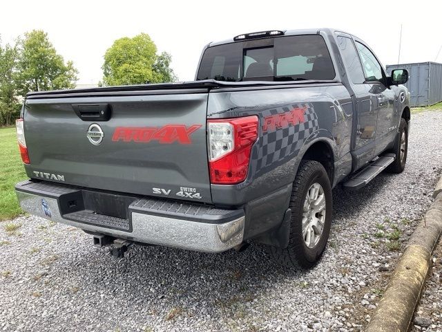 2017 Nissan Titan SV