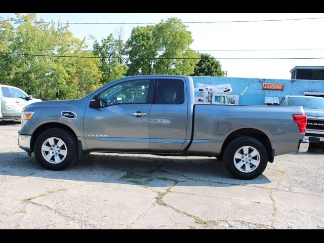 2017 Nissan Titan SV