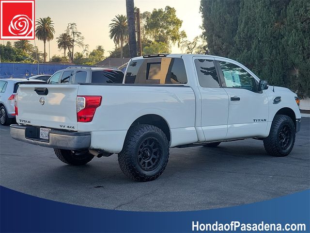 2017 Nissan Titan SV