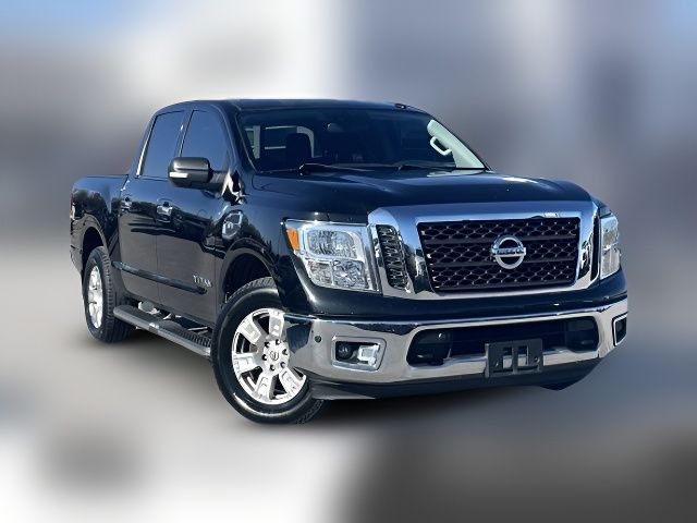 2017 Nissan Titan SV