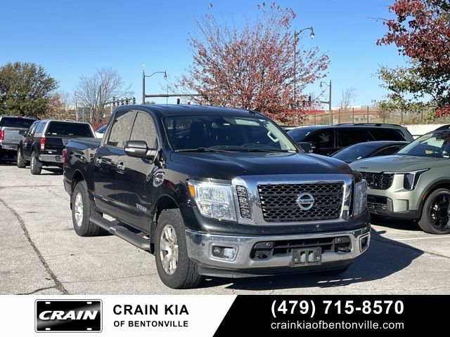 2017 Nissan Titan SV