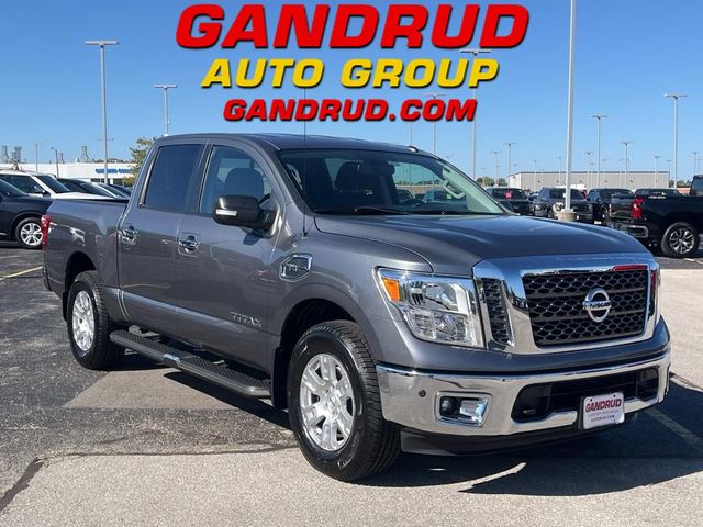 2017 Nissan Titan SV