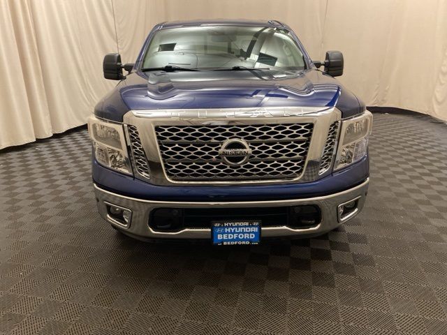 2017 Nissan Titan SV