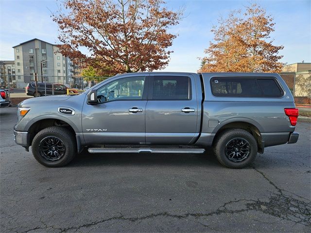 2017 Nissan Titan SV