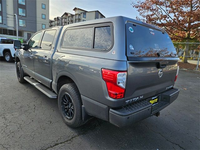 2017 Nissan Titan SV