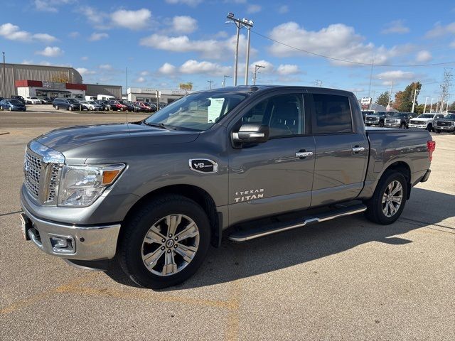 2017 Nissan Titan SV