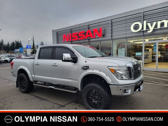 2017 Nissan Titan SV