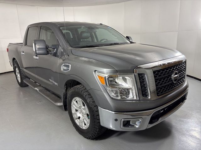 2017 Nissan Titan SV