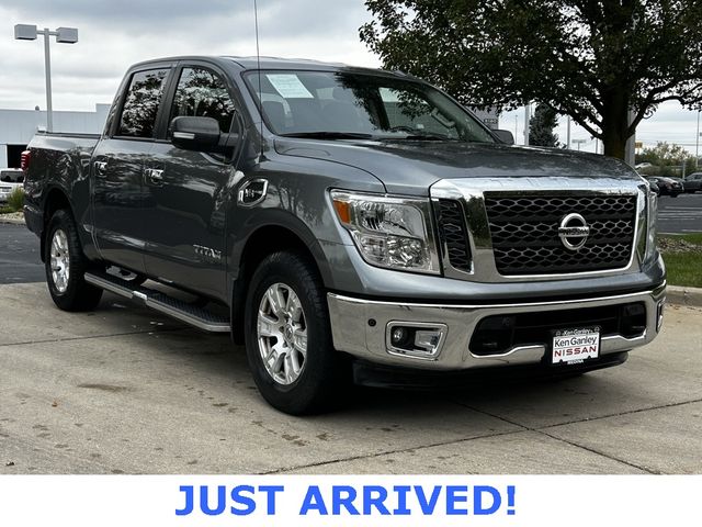 2017 Nissan Titan SV